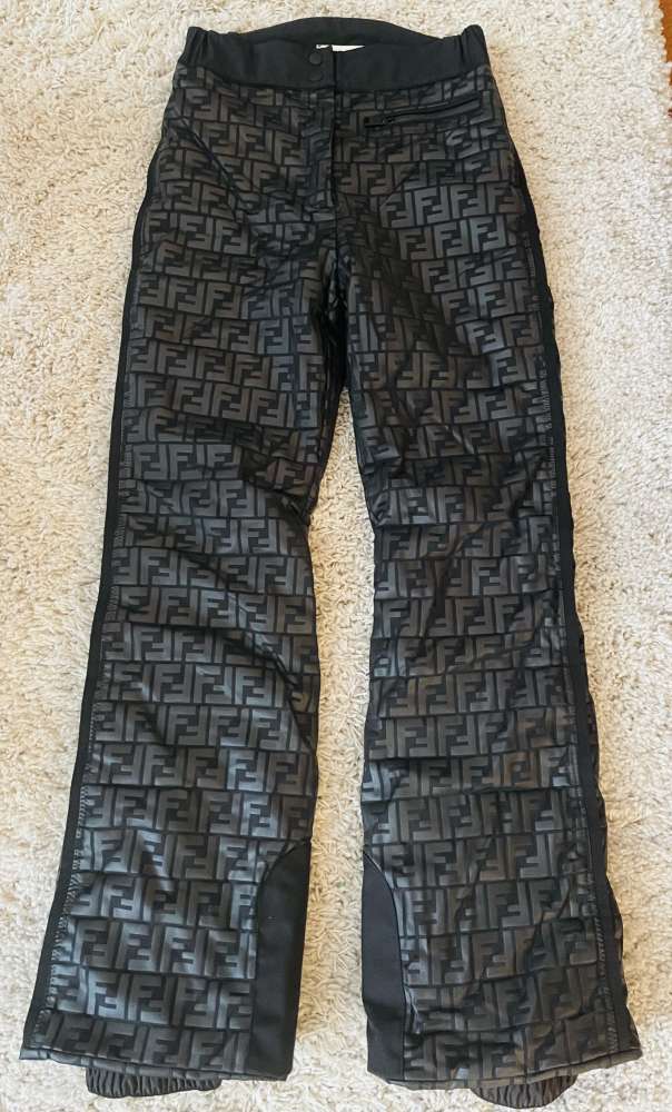 Fendi lyžiarske nohavice