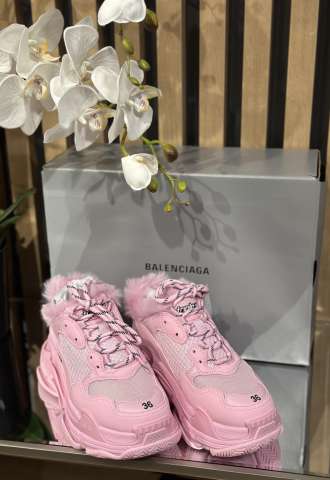 https://www.vipluxury.sk/Balenciaga Triple S