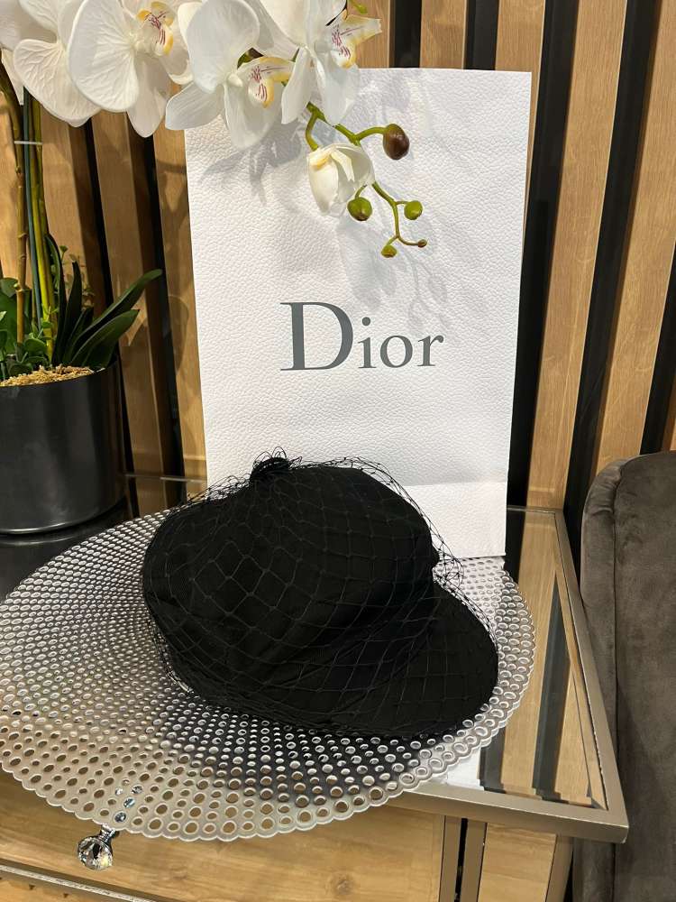 Dior čiapka
