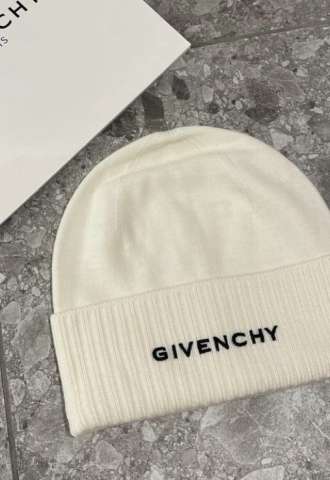 https://www.vipluxury.sk/Givenchy ciapka