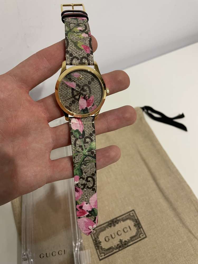 Gucci bloom hodinky