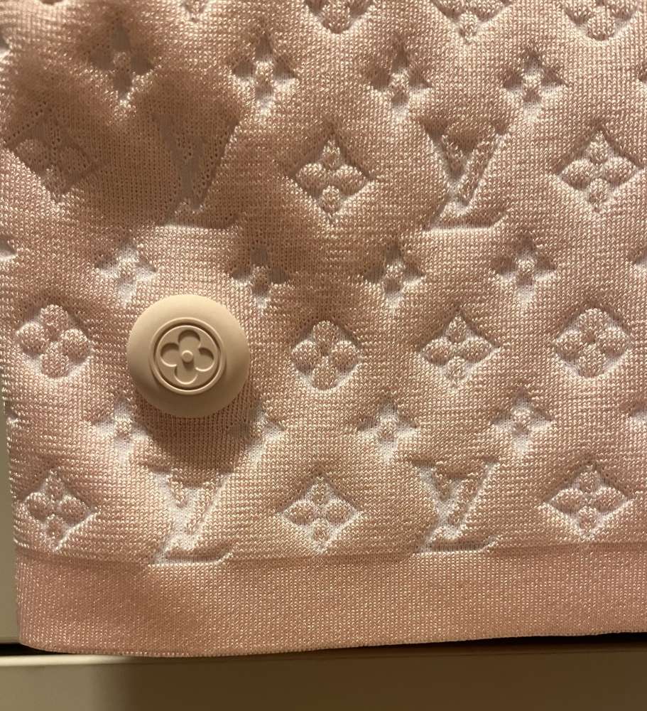 Sukňa od Louis Vuitton