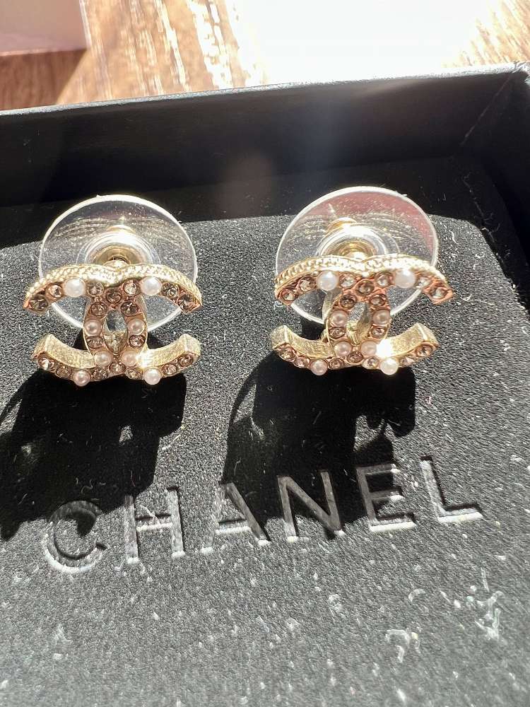 Chanel náušnice