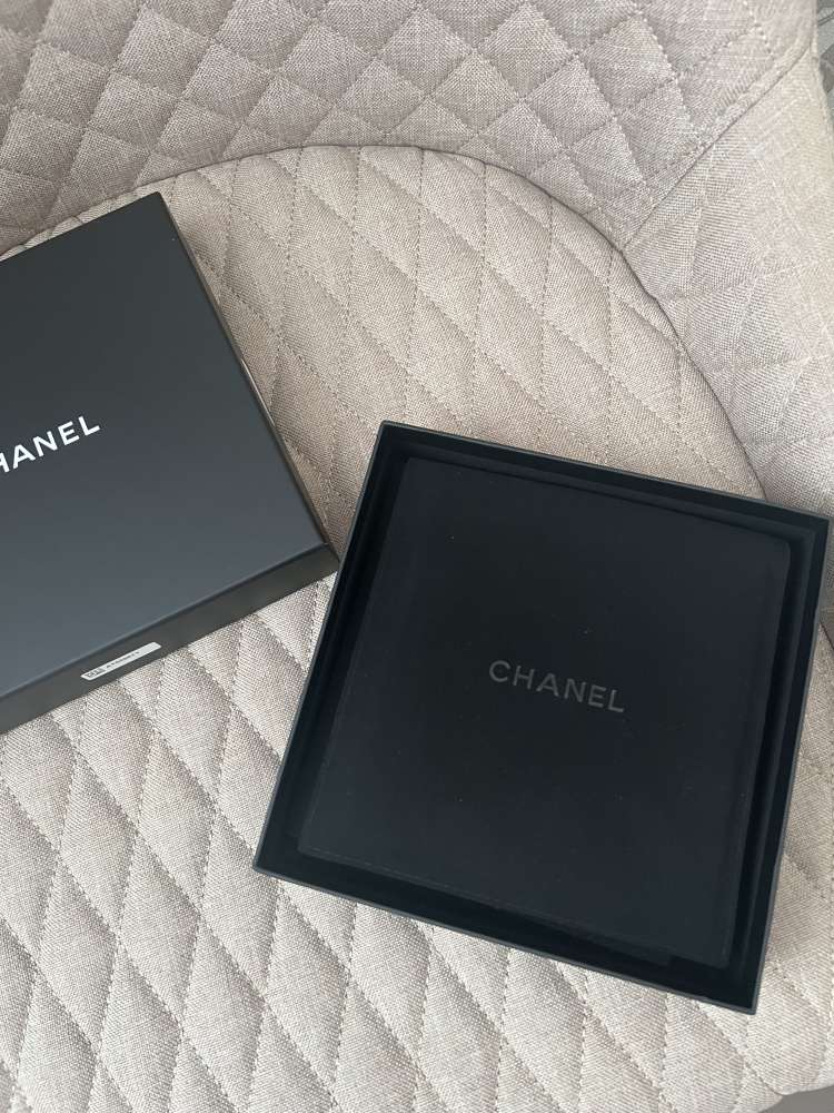 Chanel perly