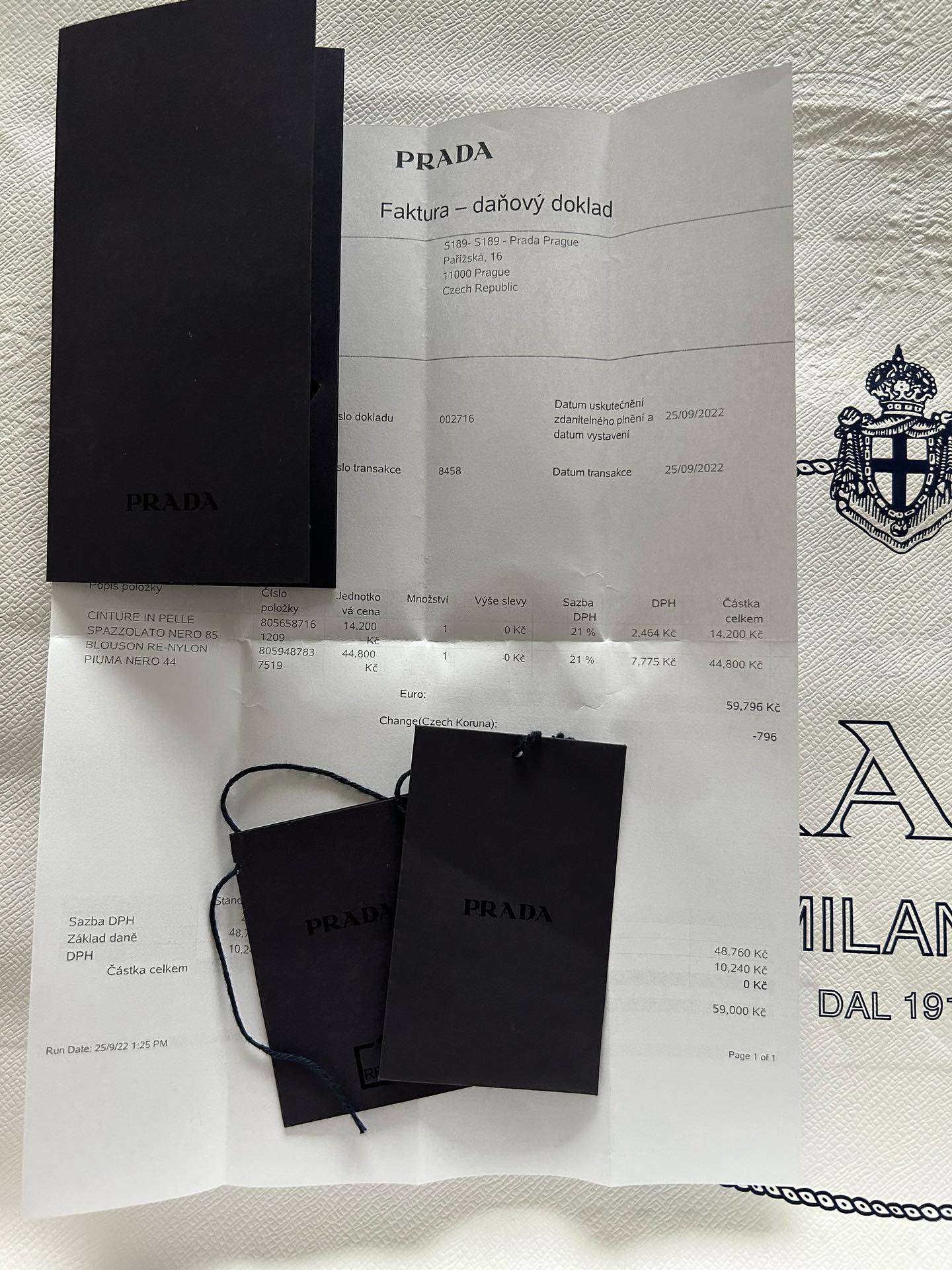 Nylonová bunda Prada