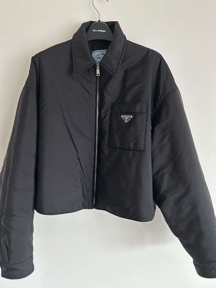 Nylonová bunda Prada