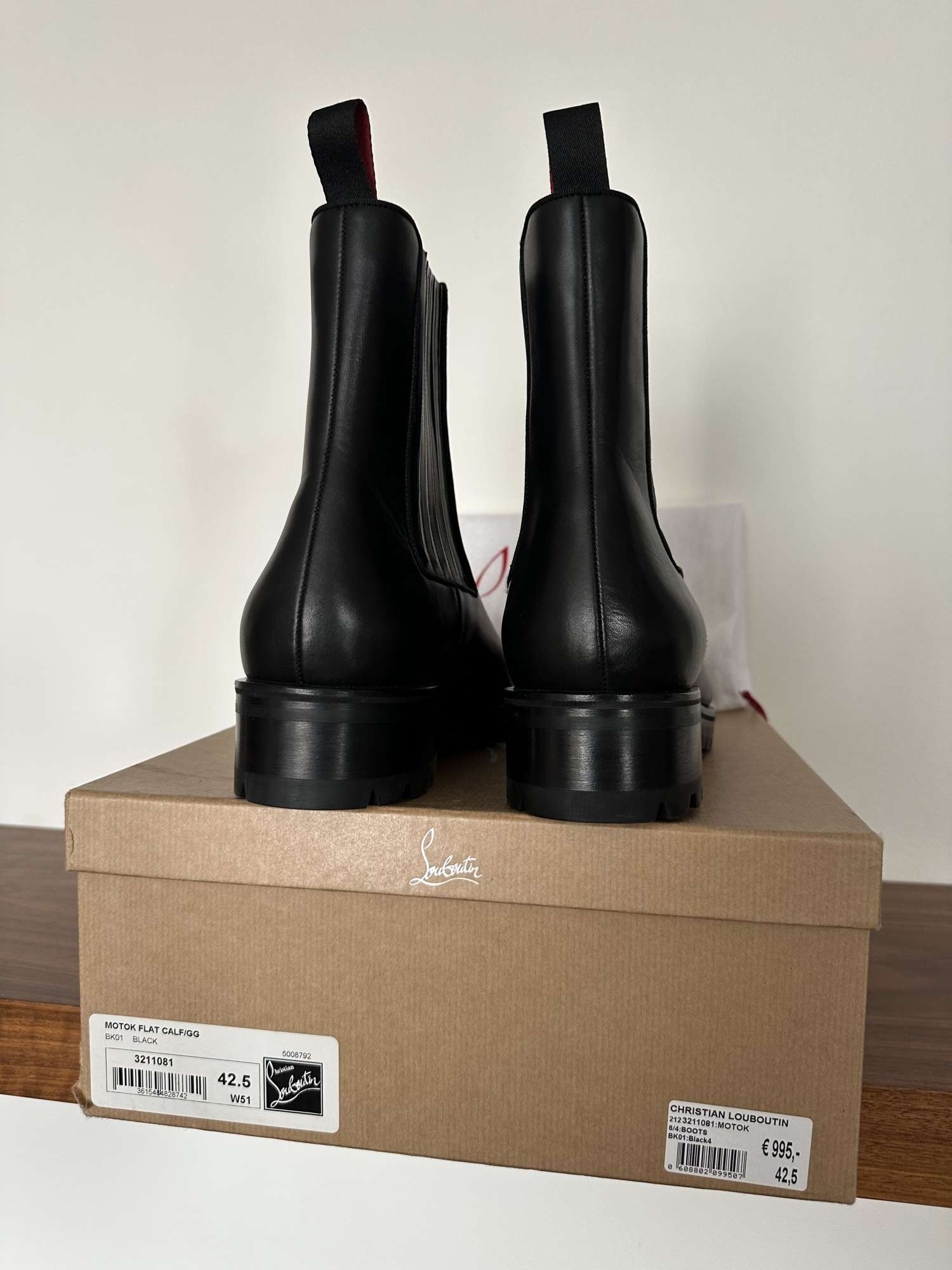 Christian Louboutin čižmy