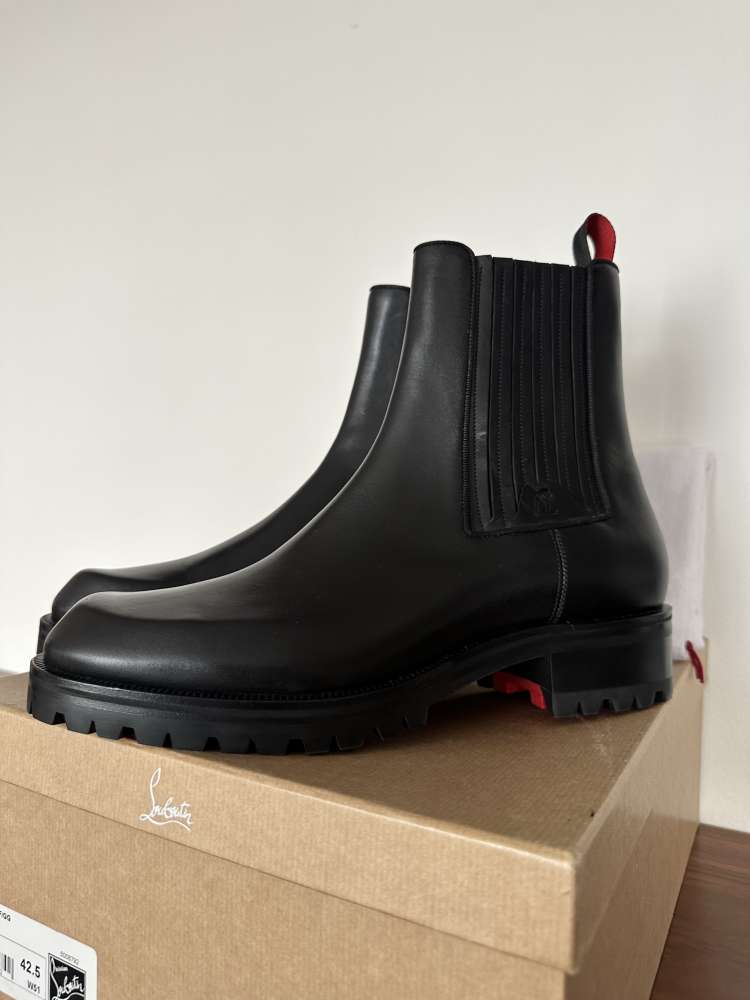 Christian Louboutin čižmy