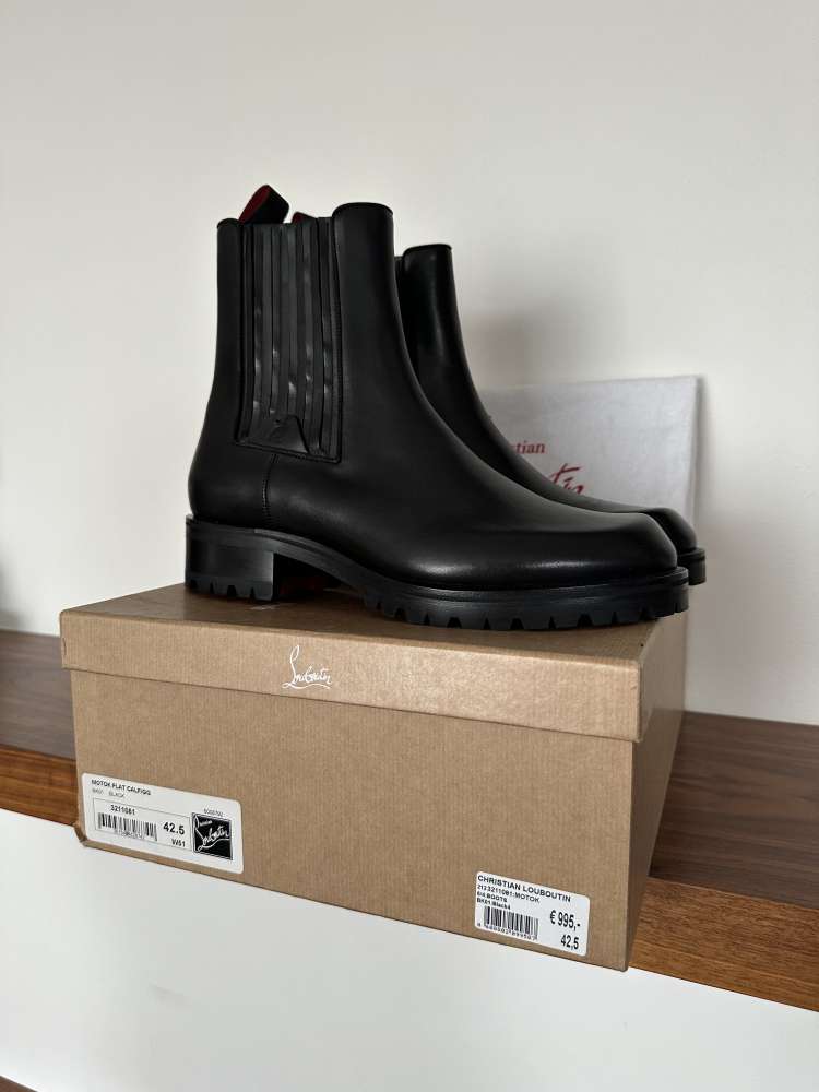 Christian Louboutin čižmy