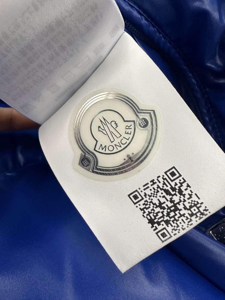 Moncler pánska bunda
