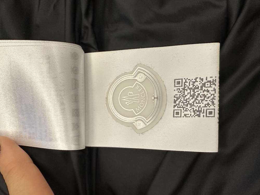 Moncler Bunda dámska