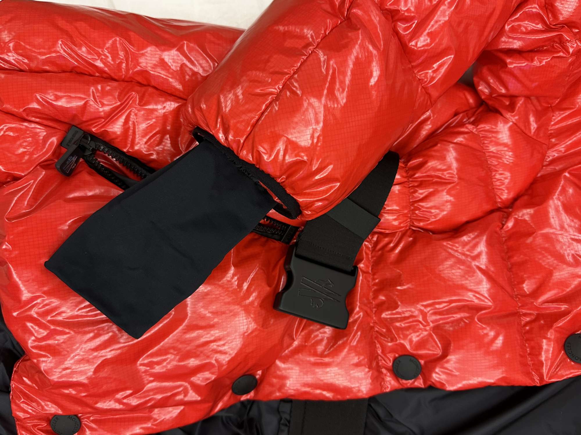 Moncler Bunda dámska