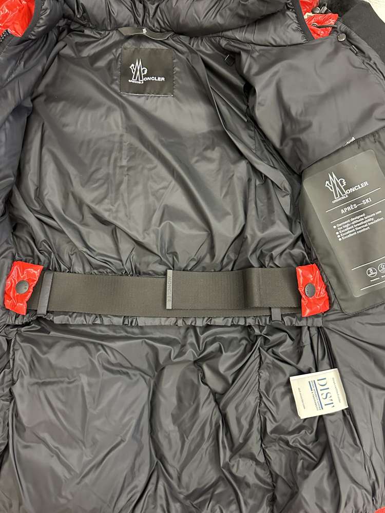Moncler Bunda dámska