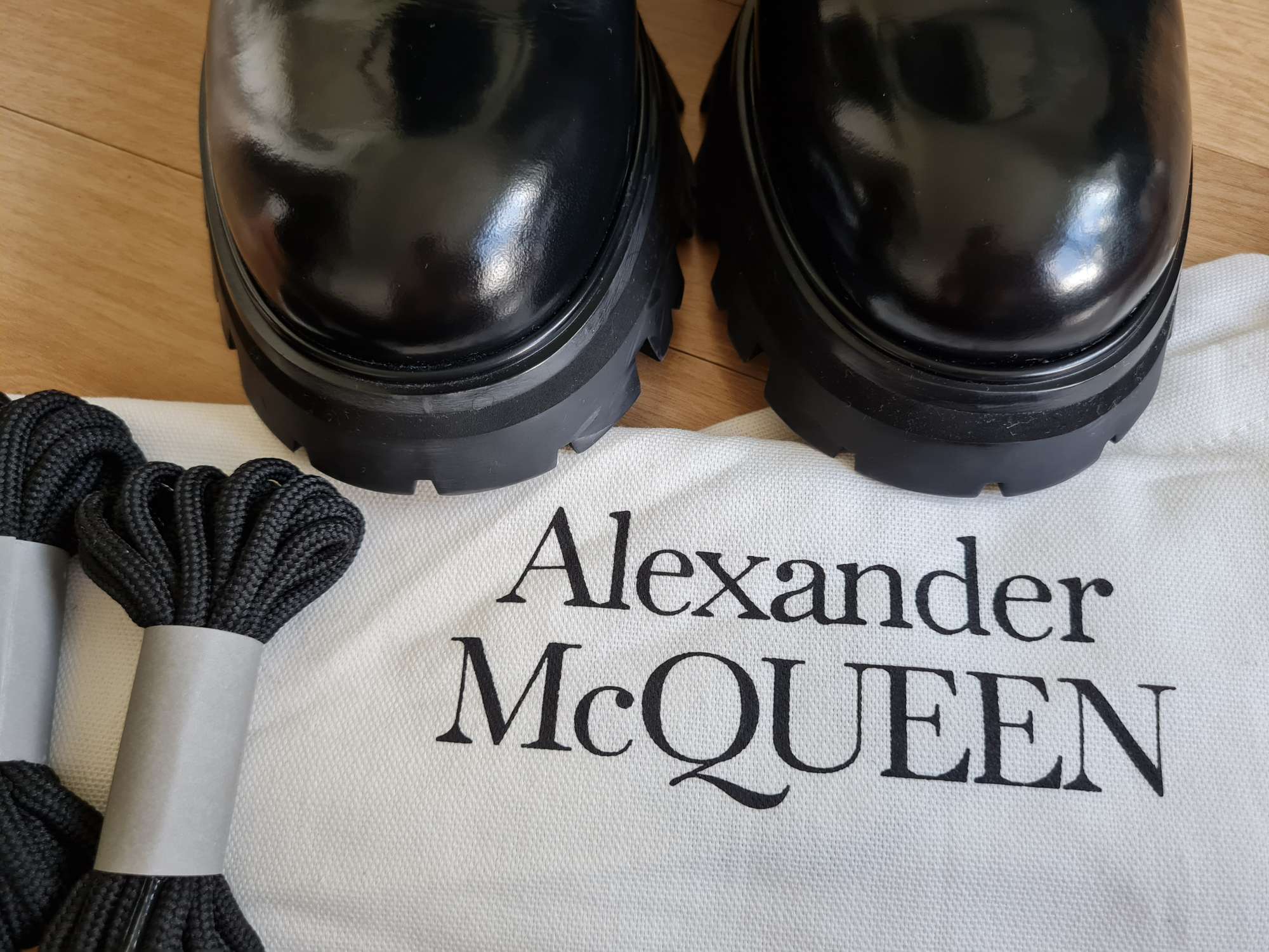 Alexander McQueen traktorky 40