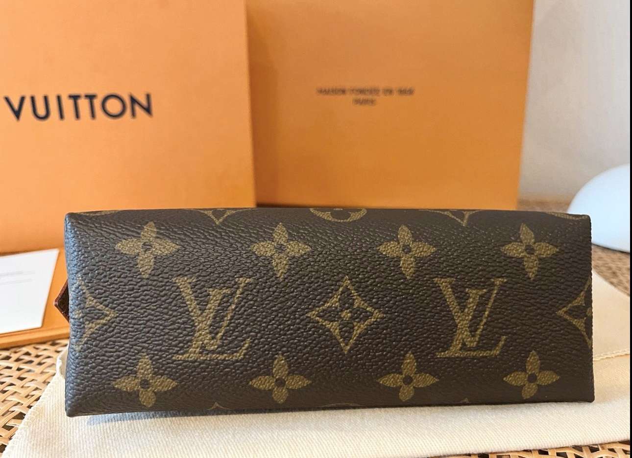 Louis Vuitton kozmetická taška