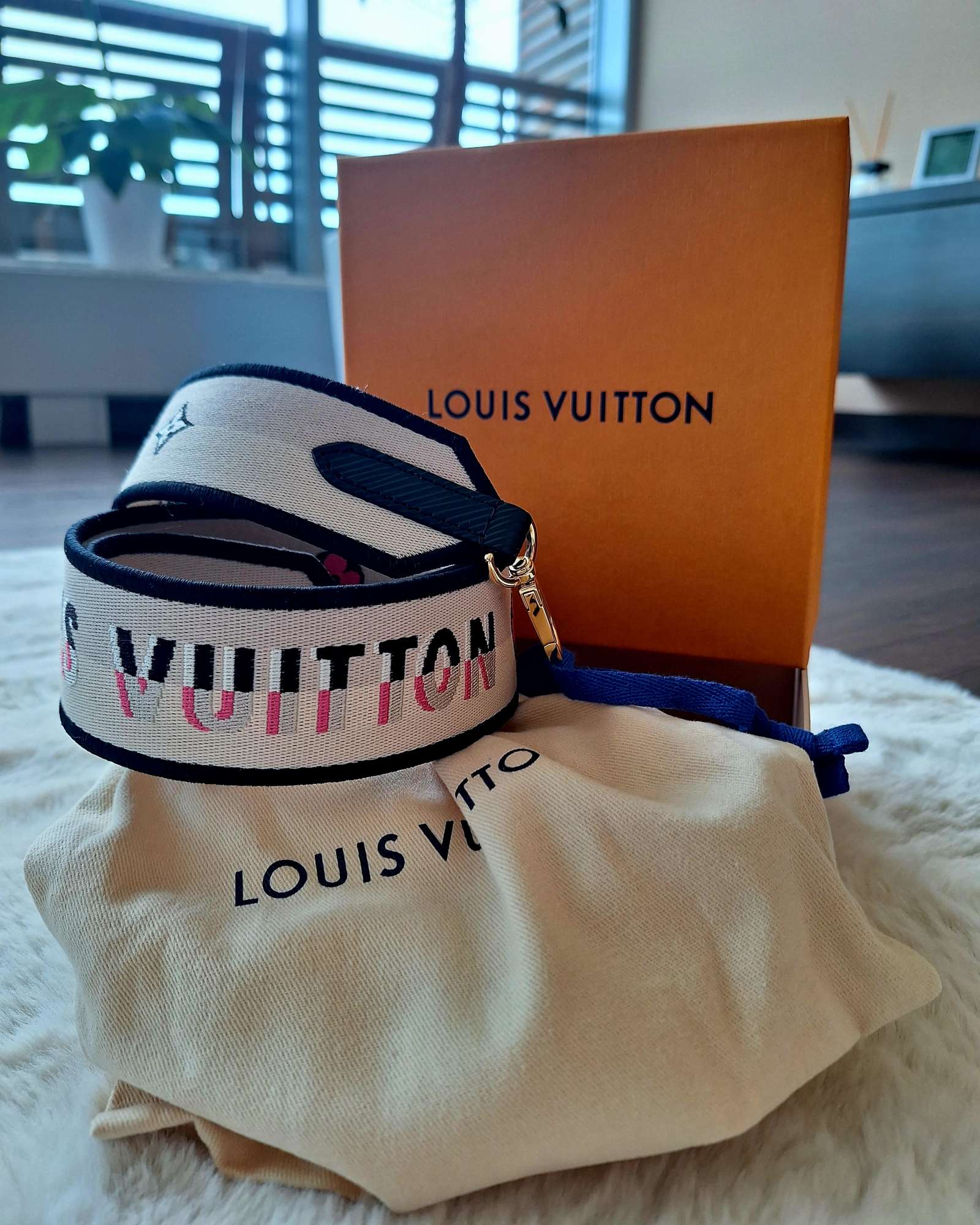 AKCIA! Louis Vuitton popularny strap