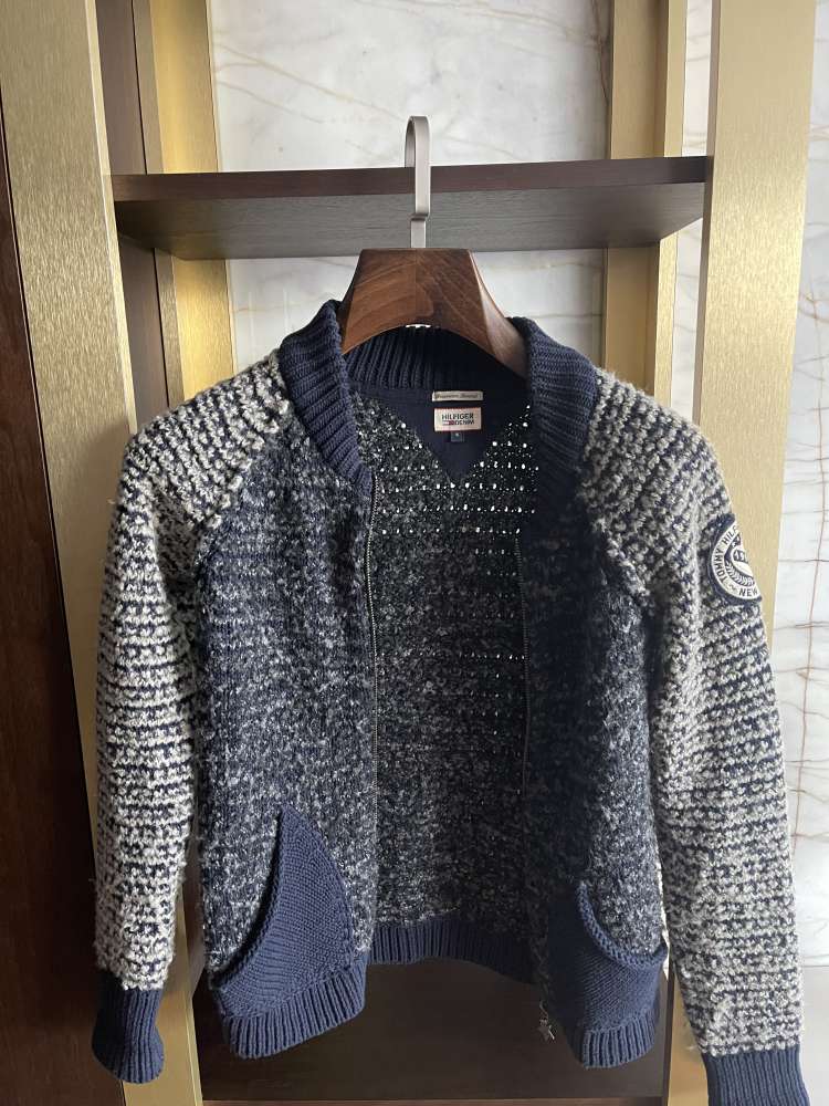 Tommy Hilfiger sveter/kardigan