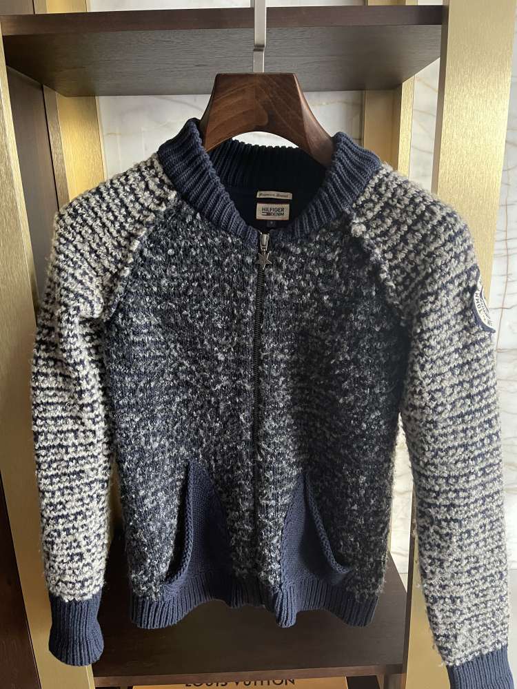 Tommy Hilfiger sveter/kardigan
