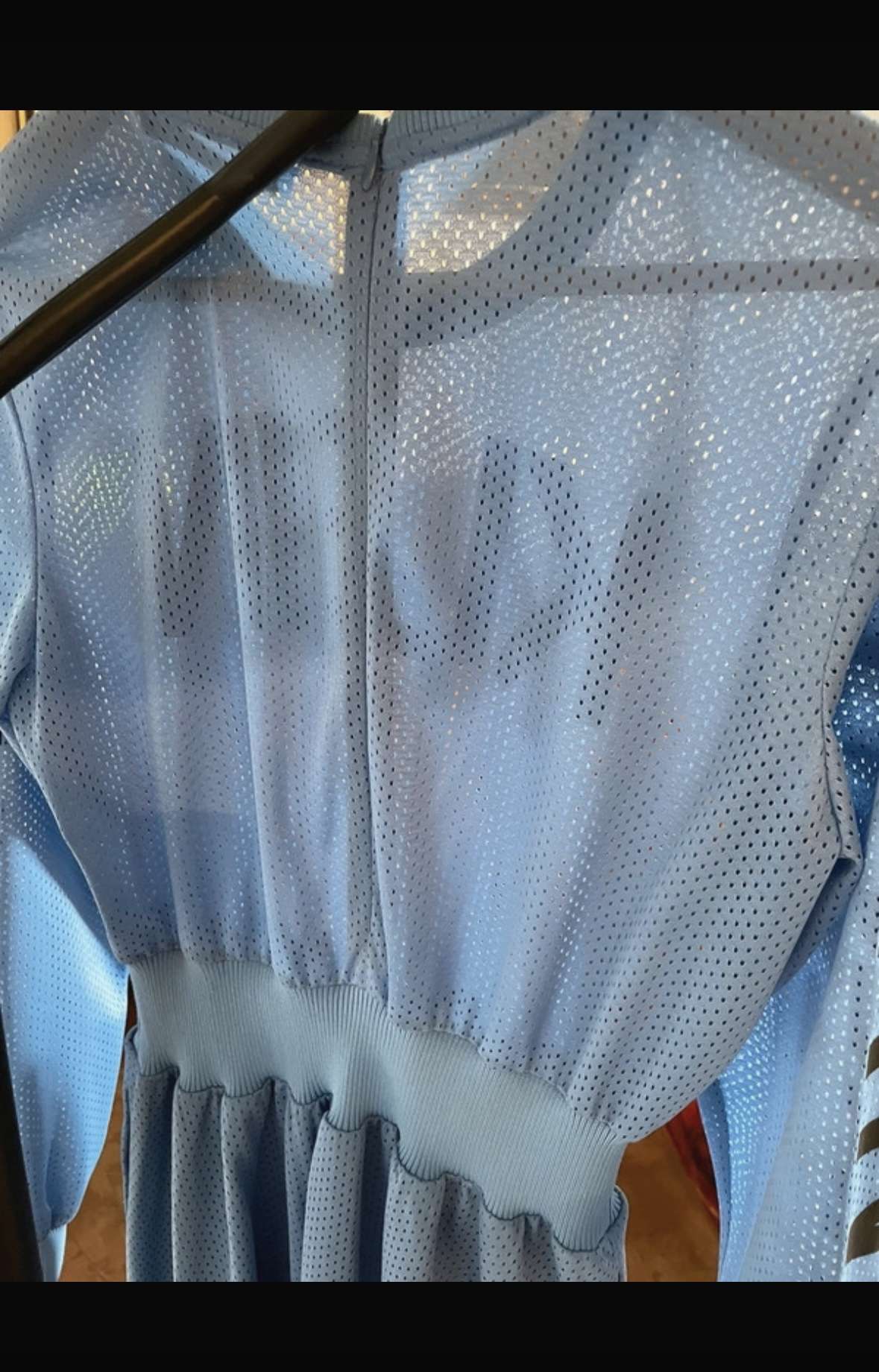 Calvin Klein krásne šaty