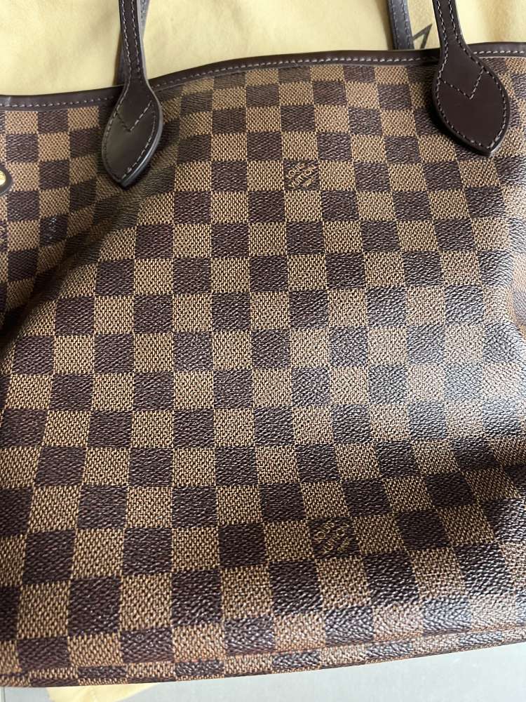 Louis Vuitton Neverfull ruzove vnutro