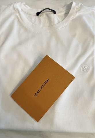 https://www.vipluxury.sk/Louis Vuitton tričko