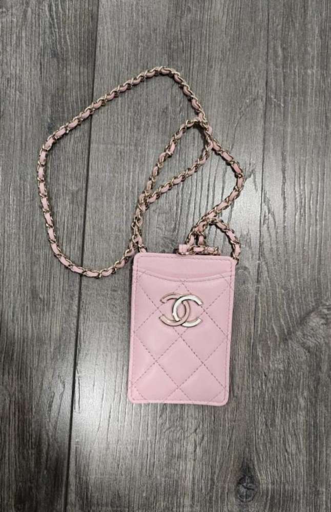 Chanel cardholder