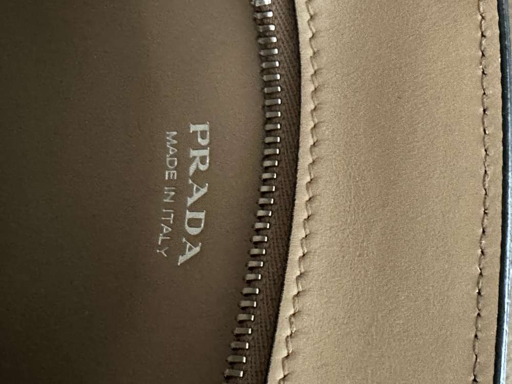 Prada Kristen kabelka