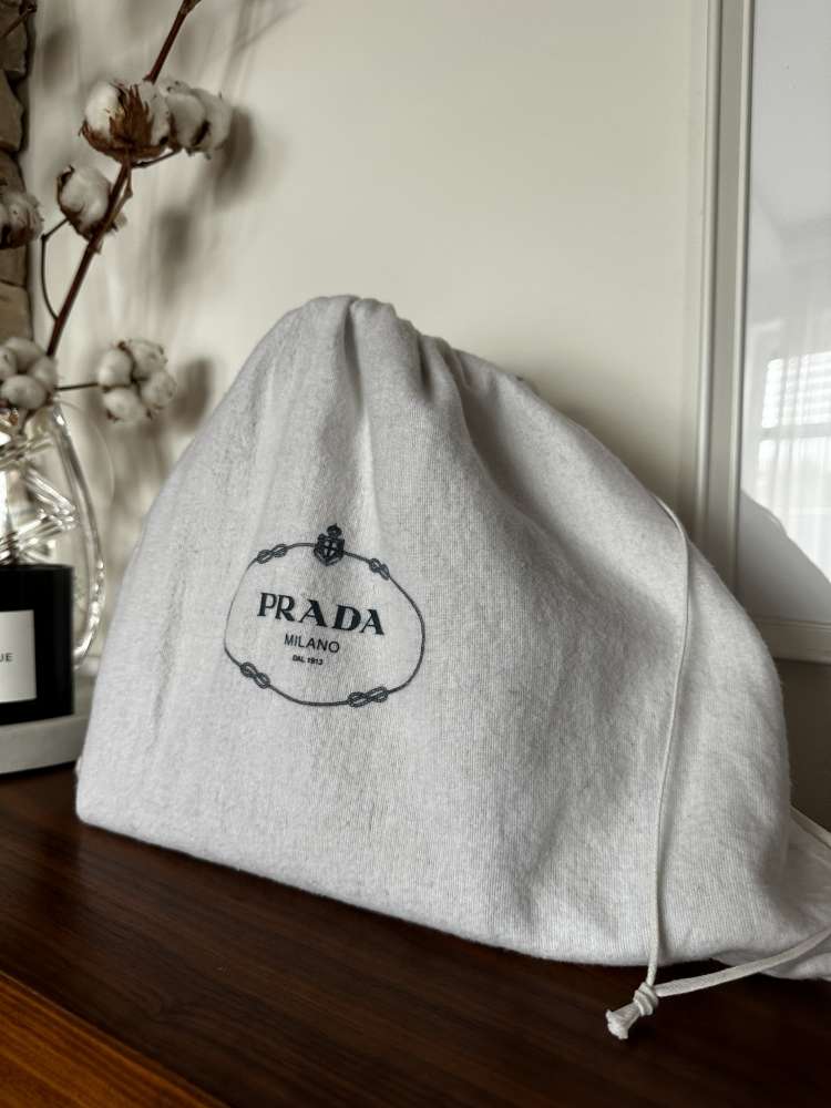 Prada Kristen kabelka