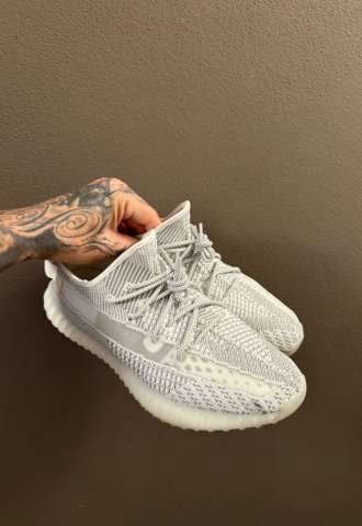 https://www.vipluxury.sk/Yeezy 350 V2 static