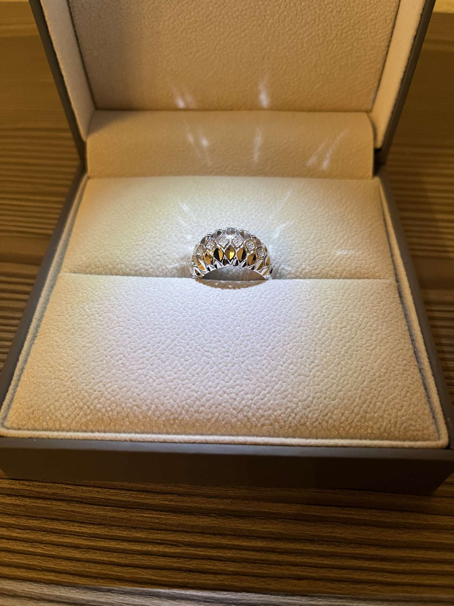 Briliantovy prsten 14k biele zlato