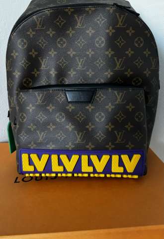 https://www.vipluxury.sk/Louis Vuitton Discovery backpack