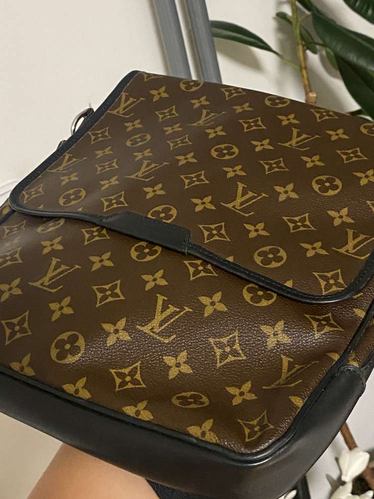 Louis Vuitton taška