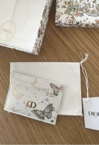 https://www.vipluxury.sk/Dior cardholder