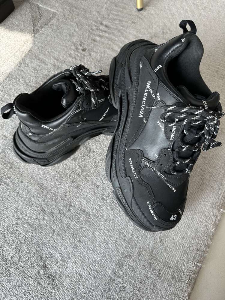 Balenciaga Triple S men