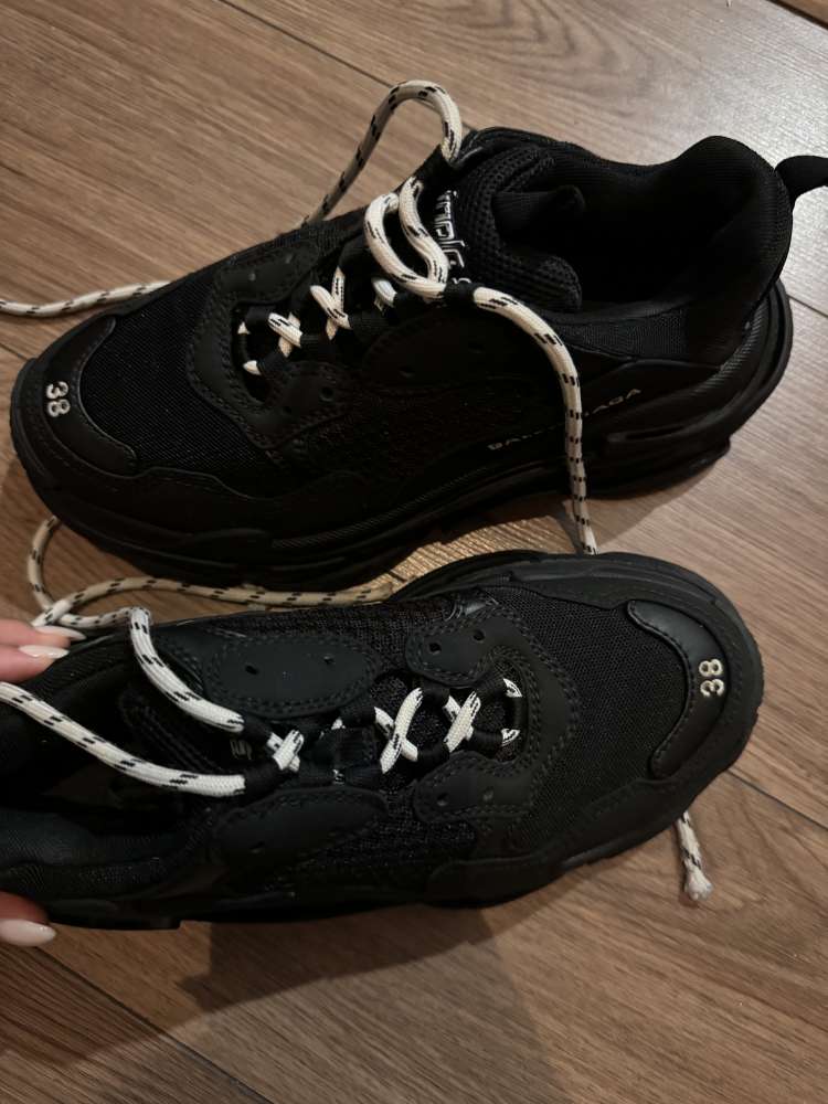 Balenciaga Triple S tenisky