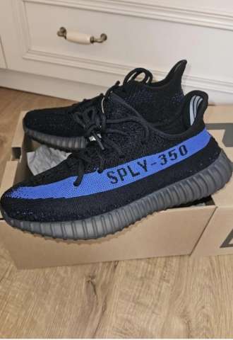 https://www.vipluxury.sk/Yeezy Boost 350 V2