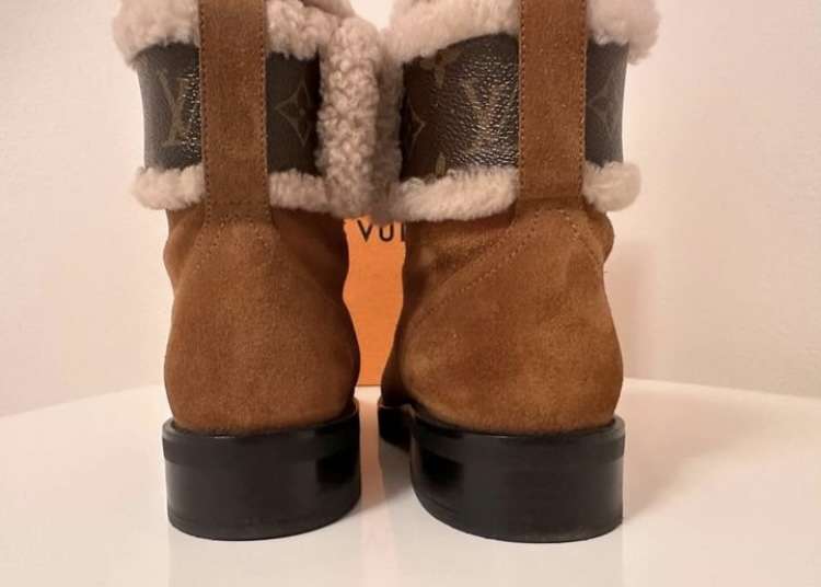 Louis Vuitton Wonderland boots