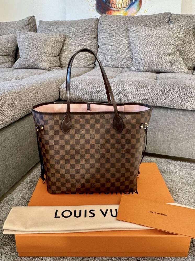 Louis Vuitton Neverfull MM