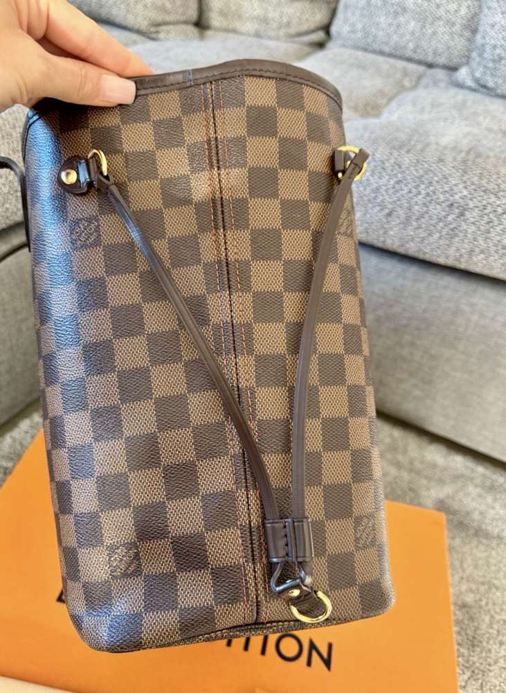 Louis Vuitton Neverfull MM
