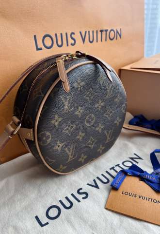 https://www.vipluxury.sk/Louis Vuitton crossbody kabelka
