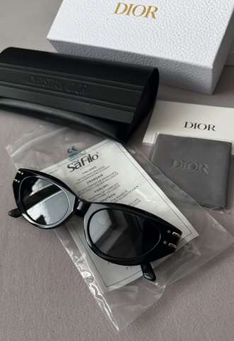 https://www.vipluxury.sk/Dior Signature B5I slnečné okuliare