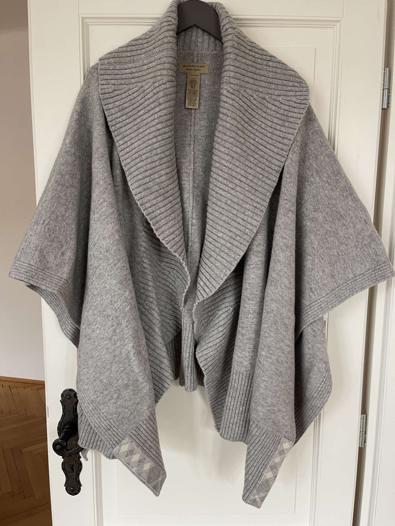 Burberry pončo