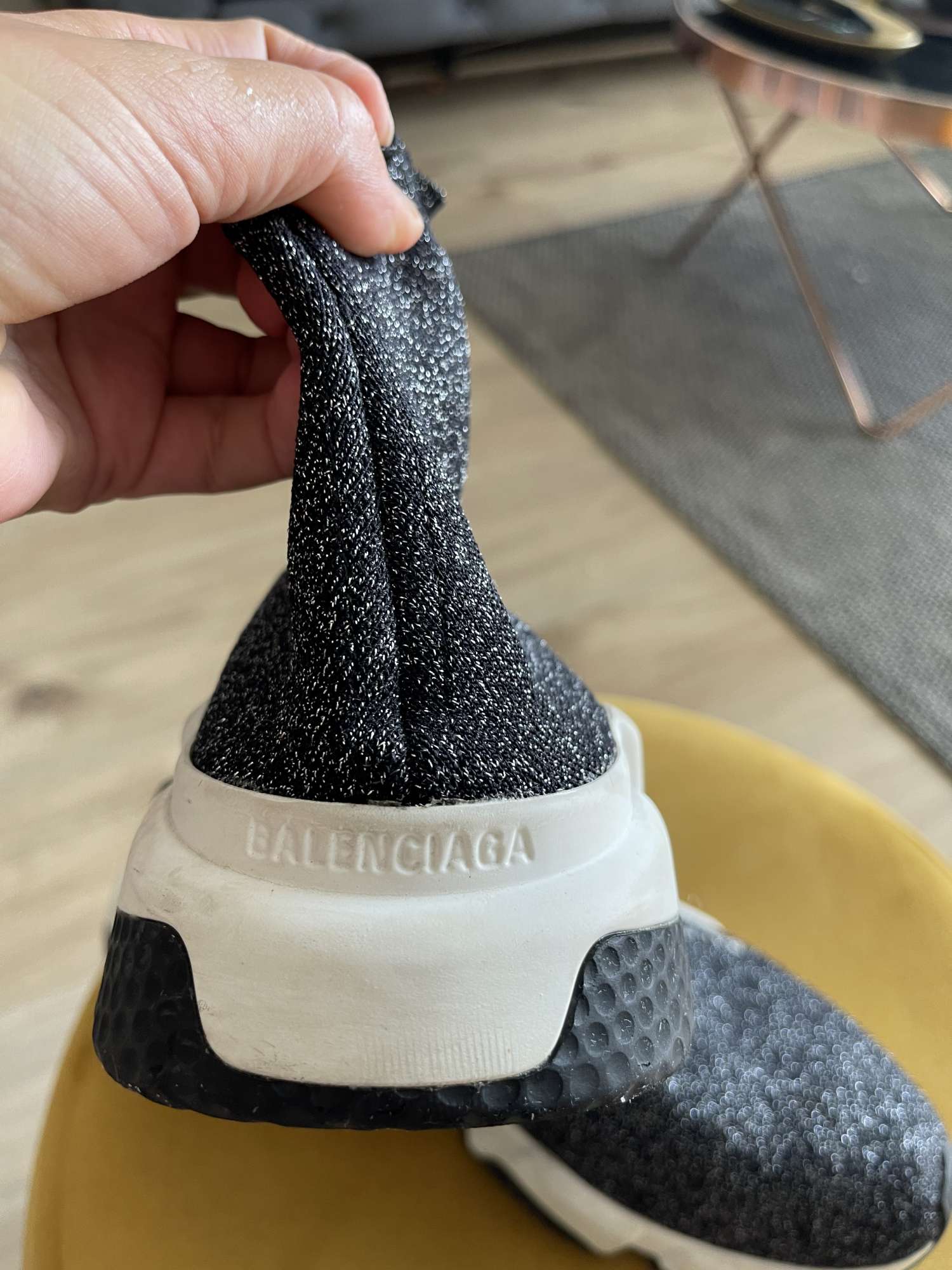 Balenciaga ponožkové tenisky s lurexovou niťou