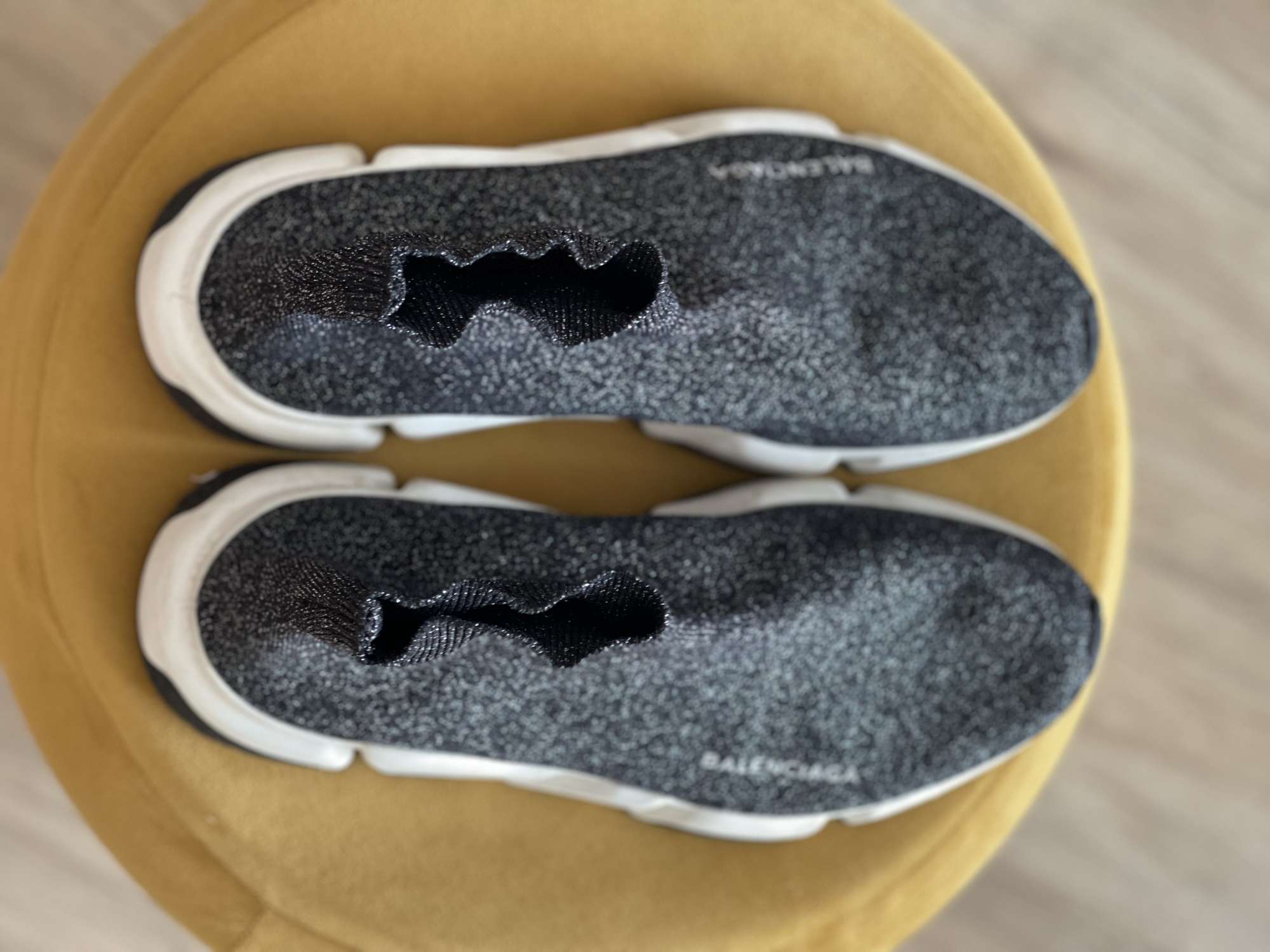 Balenciaga ponožkové tenisky s lurexovou niťou