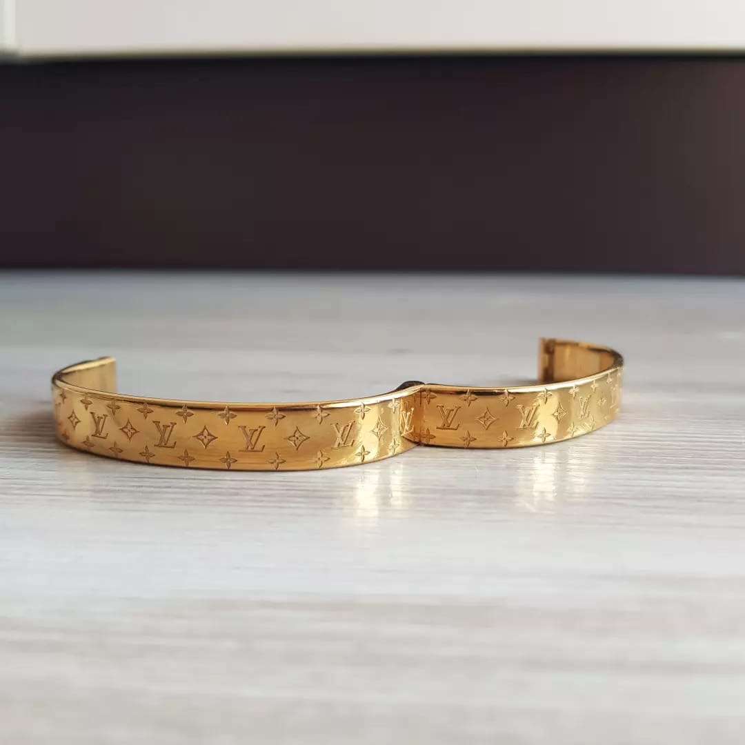 Louis Vuitton naramok nanogram