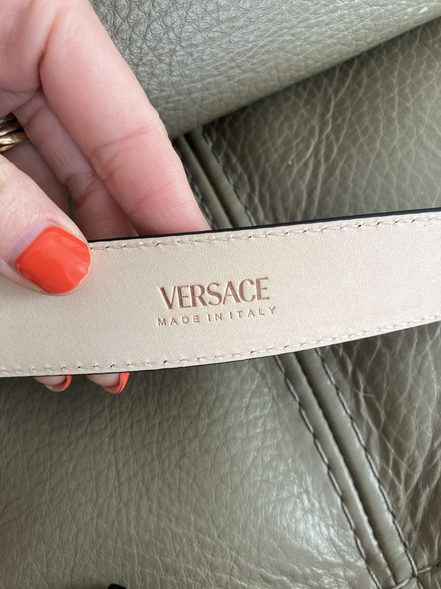 Versace opasok