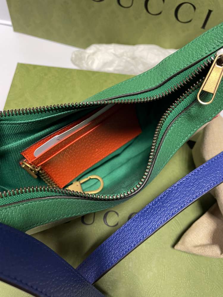 Gucci halfmoon kabelka