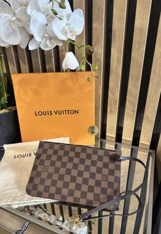 https://www.vipluxury.sk/Louis Vuitton Clutch