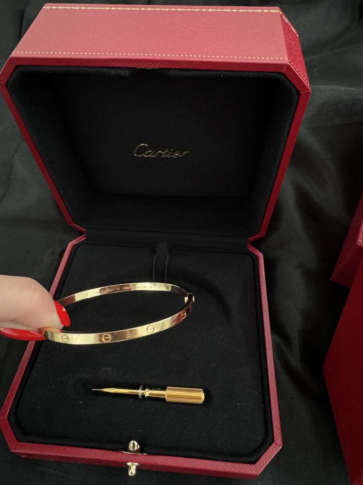 Cartier Love naramok