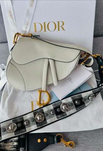 https://www.vipluxury.sk/Dior Saddle Bag